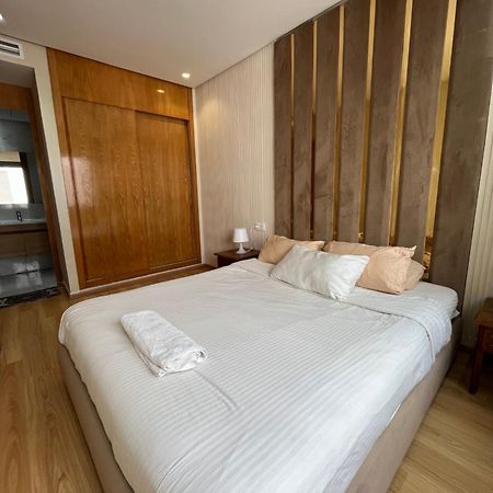 Luxury Appartement In Heart Of Casablanca Maarif Exterior photo