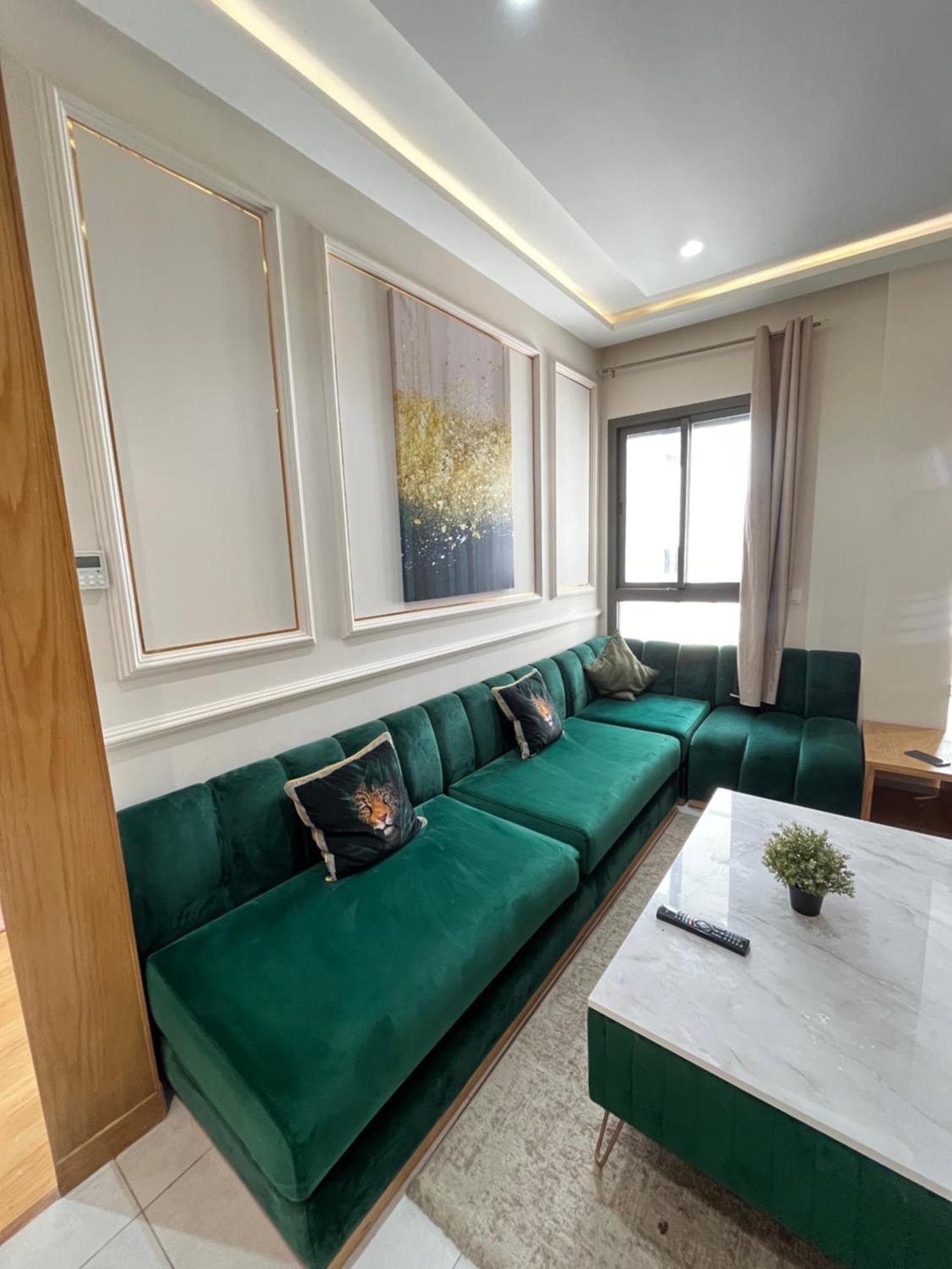 Luxury Appartement In Heart Of Casablanca Maarif Exterior photo